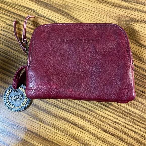 W Red Leather Women's Wallet - Picture 9 of 10